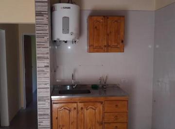 Casa · 50m² · 3 Ambientes · 1 Cochera · Casa - Ezeiza