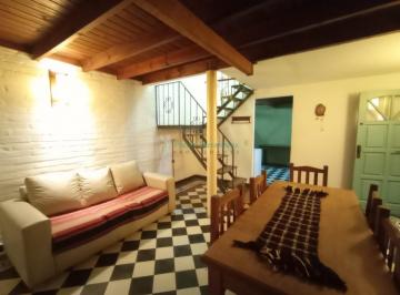 Casa · 110m² · 4 Ambientes · 1 Cochera · Vendo Casa en Ostende Av Central y Esparza