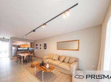 Casa · 117m² · 6 Ambientes · 1 Cochera · Dúplex - 2 Dorm. (Planta Baja) - Distrito Sur