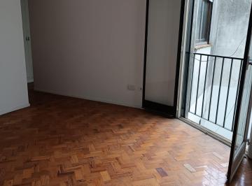 Departamento de 2 ambientes, Tres de Febrero · Venta Departamento 2 Amb Lateral 1er Piso por Escalera Zona Comercial