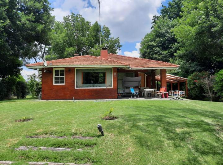 Casa · 120m² · 4 Ambientes · 1 Cochera
