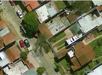 Casa de 3 ambientes, Lomas de Zamora · Pje Galindez 167 L. de Zamora Casa 3 Amb 266 m² Cochera Parque Gran Potencial!