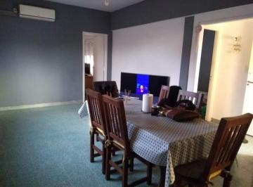 PH de 3 ambientes, Avellaneda · Vendo Apto Créditos PH Tres Ambientes con Terraza Propia.