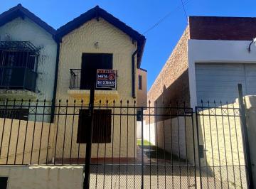 Casa · 65m² · 3 Ambientes · 1 Cochera · Casa de Dos Dorm. en La Florida