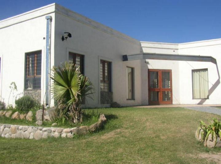 Local comercial · 160m² · 5 Ambientes · 10 Cocheras