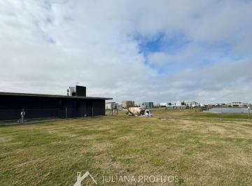 Terreno · 635m² · Lote Perimetral en Venta en Barrio Magallanes