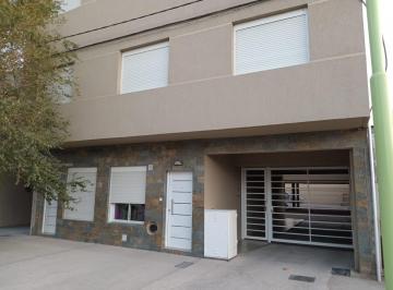 Departamento de 1 ambiente, Bahía Blanca · Zapiola 1874, Vende Departamento de un Dormitorio con Cochera.