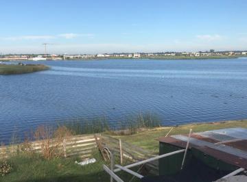 Casa · 240m² · 5 Ambientes · 2 Cocheras · Venta Casa 3 Dorm. Al Agua en Muelles, Puertos, Escobar