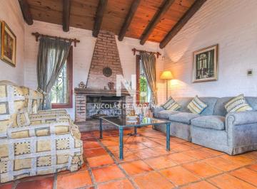 Foto1 · En Venta Impecable Casa de 3 Dorm., en Cantegril Punta del Este.