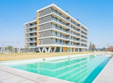 Departamento · 120m² · 5 Ambientes · 2 Cocheras · Departamento de Tres Dorm. con Terraza Exclusiva en Venta