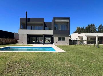 Casa de 4 ambientes, Berazategui · Imperdible Propiedad en Greenville 4 Ambientes