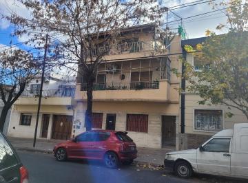 PH de 5 ambientes, Parque Chacabuco · Excel. Ph - Fte.134 M².e/2 Ptas.3dormit. + 3bños. + Livi + Coc. + Com. Drio. + Bcóncorr. + Tza