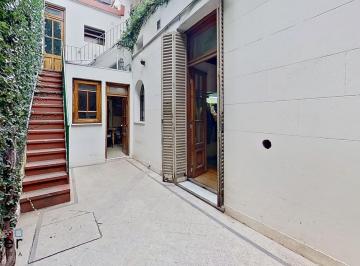 Casa · 113m² · 4 Ambientes · Hermosa Casa de Epoca de 4 Ambientes con Terraza y Patio