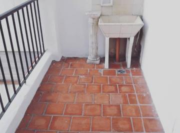 Departamento · 28m² · 2 Ambientes · Departamento de 2 Amb. con Pequeño Patio