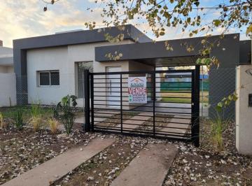 Casa de 5 ambientes, Roldán · Vendo Casa a Estrenar en Barrio Tds 3 - Roldan
