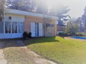 Casa · 131m² · 2 Ambientes · 2 Cocheras · Casa en Sierra de Los Padres