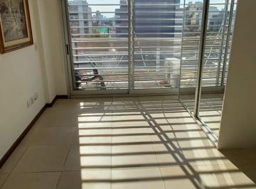 Departamento de 1 ambiente, Flores · Apto Credito! Excelente Monoambiente 30 m². Balcón. Piso Alto. Av Alberdi 3400