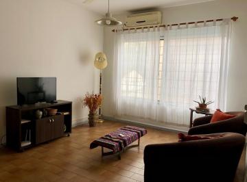 Departamento · 77m² · 5 Ambientes · 1 Cochera · Departamento en Sexta Sección