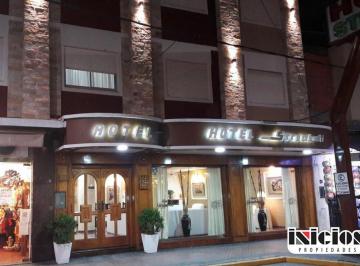 Hotel de 29 ambientes, San Bernardo · Hotel Stromboli: Chiozza N° 2121 - San Bernardo - H581