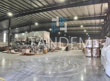 Bodega-Galpón · 3200m² · Alquiler Galpón Aaa con Oficinas en Parque Industrial Tigre (Dólar Oficial)