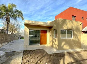 Casa · 85m² · 3 Ambientes · 1 Cochera · Casa 2 Hab, Villaguay 1731, Garita 16 - Funes