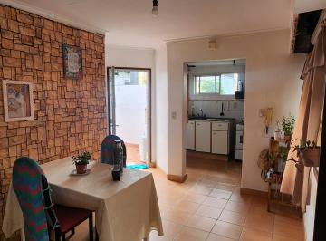 Departamento de 2 ambientes, Ciudad de Santa Fe · Interno en Planta Alta!