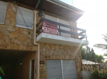 Casa de 4 ambientes, Esteban Echeverría · Dúplex / Tríplex Céntrico. Venta