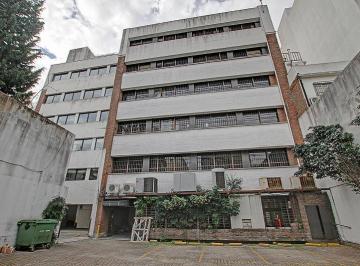 Edificio · 3318m² · Desarrollados en Planta Baja y 5 Pisos Altos.