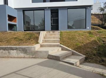 Frente · Venta - Duplex Cuesta Colorada
