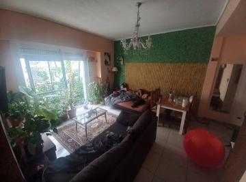 PH de 3 ambientes, Almagro · Departamento PH, Almagro Norte, 3 Ambientes, Super Luminoso, 3er Piso Escalera