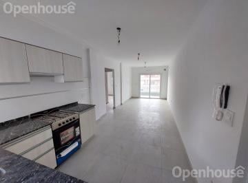 Departamento · 54m² · 3 Ambientes · Departamento 3 Ambientes con Balcon Al Frente en Caseros