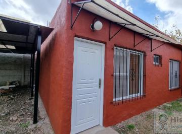 Casa · 33m² · 2 Ambientes · 1 Cochera · Casa en Venta, Sobre Calle de Asfalto Luis Fontana, Barrio del Viso, Pilar
