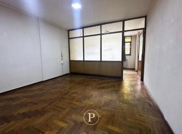 Oficina comercial · 40m² · 2 Ambientes · Oficina Al Frente en Venta en Zona Centro