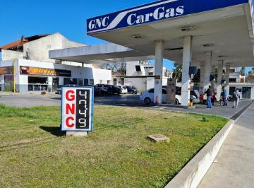 Local comercial · 610m² · 4 Ambientes · 5 Cocheras · /venta de Estación de Servicio Gnc Lomas de Zamora