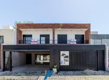 Casa · 150m² · 6 Ambientes · 2 Cocheras · PH - Chacras del Sur