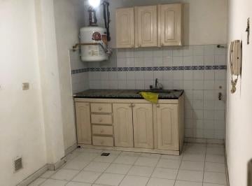 Departamento de 2 ambientes, Morón · Departamento 2 Ambientes Frente Estación Haedo Al Frente con Balcón