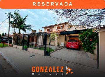 Casa · 250m² · 5 Ambientes · 2 Cocheras · Venta Casa en Ciudad Evita - 5 Amb con Piscina