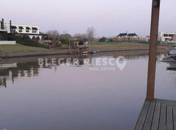 Casa · 450m² · 5 Ambientes · 4 Cocheras · Casa Chalet en Venta en Albanueva, Rincón de Milberg, Tigre