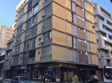Departamento de 6 ambientes, Córdoba · Belgrano 103 Esq. 27 de Abril - 3 Dorm. - Centro