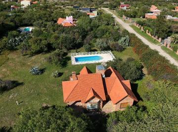 Casa · 121m² · 4 Ambientes · 1 Cochera · Villa de Merlo, Cerro de Oro, Esmeralda Esq. Zafiro