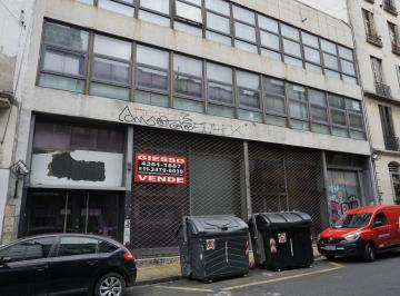 Edificio · 1900m² · Edificio de 3 Plantas con 1900 m².
