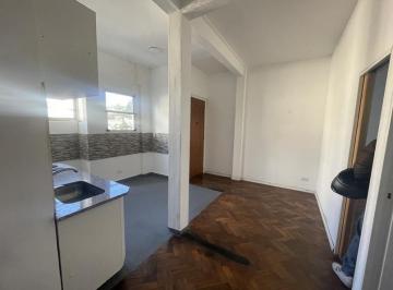 Departamento de 3 ambientes, Almagro · Hipolito Yrigoyen 4100, Almagro Caba/ PH 2/3 Ambientes / Patio/ 40 m² / U$s 75.000
