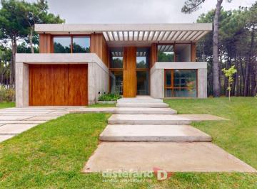 DIT-DT1-5984_2 · Casa 5 Dorm.. | Ameghino, Florentino Dr. 100