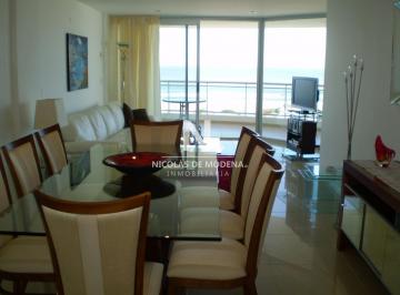 Foto1 · Vende Apartamento de 3 Dorm. Mas Dependencia, con Vista Al Mar, Punta del Este