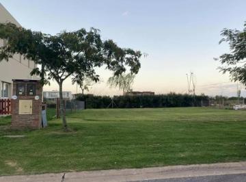 Terreno · 600m² · Lote Puertos del Lago Acacias Escobar