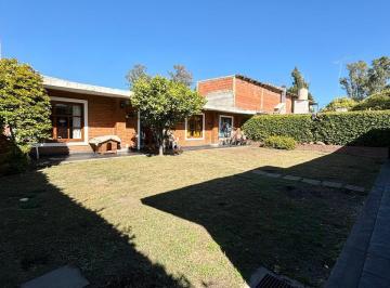 Casa de 8 ambientes, Alta Gracia · Casa Céntrica de Calidad en Alta Gracia