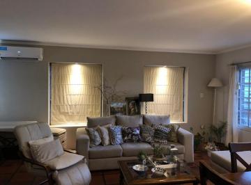 PH · 132m² · 4 Ambientes · PH en Venta 4 Amb - Barrio Don Bosco