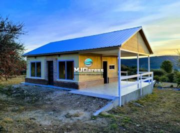 Casa · 40m² · 3 Ambientes · 1 Cochera · Casa 2 Dorm. con Pileta Sobre Lote de 1250 m² | Los Hornillos