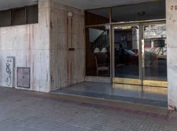 Departamento de 3 ambientes, La Plata · Vendo Excelente Departamento de 2 Dorm.