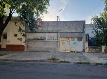 Terreno · 208m² · 3 Ambientes · 1 Cochera · Terreno o Galpon